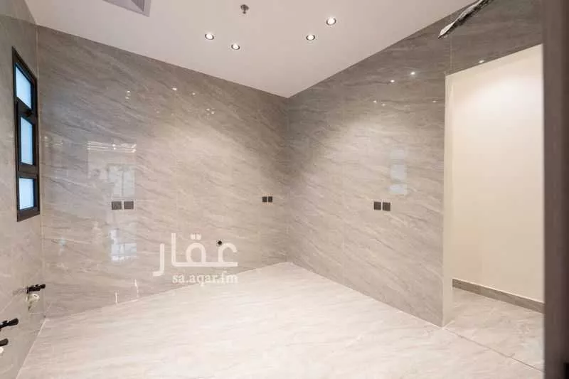 4 bedroom apartment in Al Hamra 5