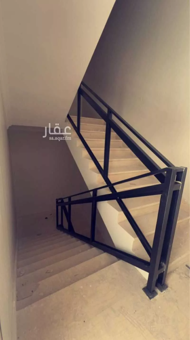 عمارة 301 م² في الرانوناء 6
