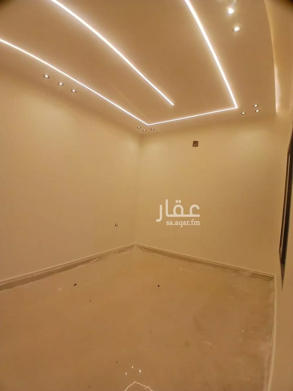 5 bedroom villa in Al Uraija Al Gharbiyah 11