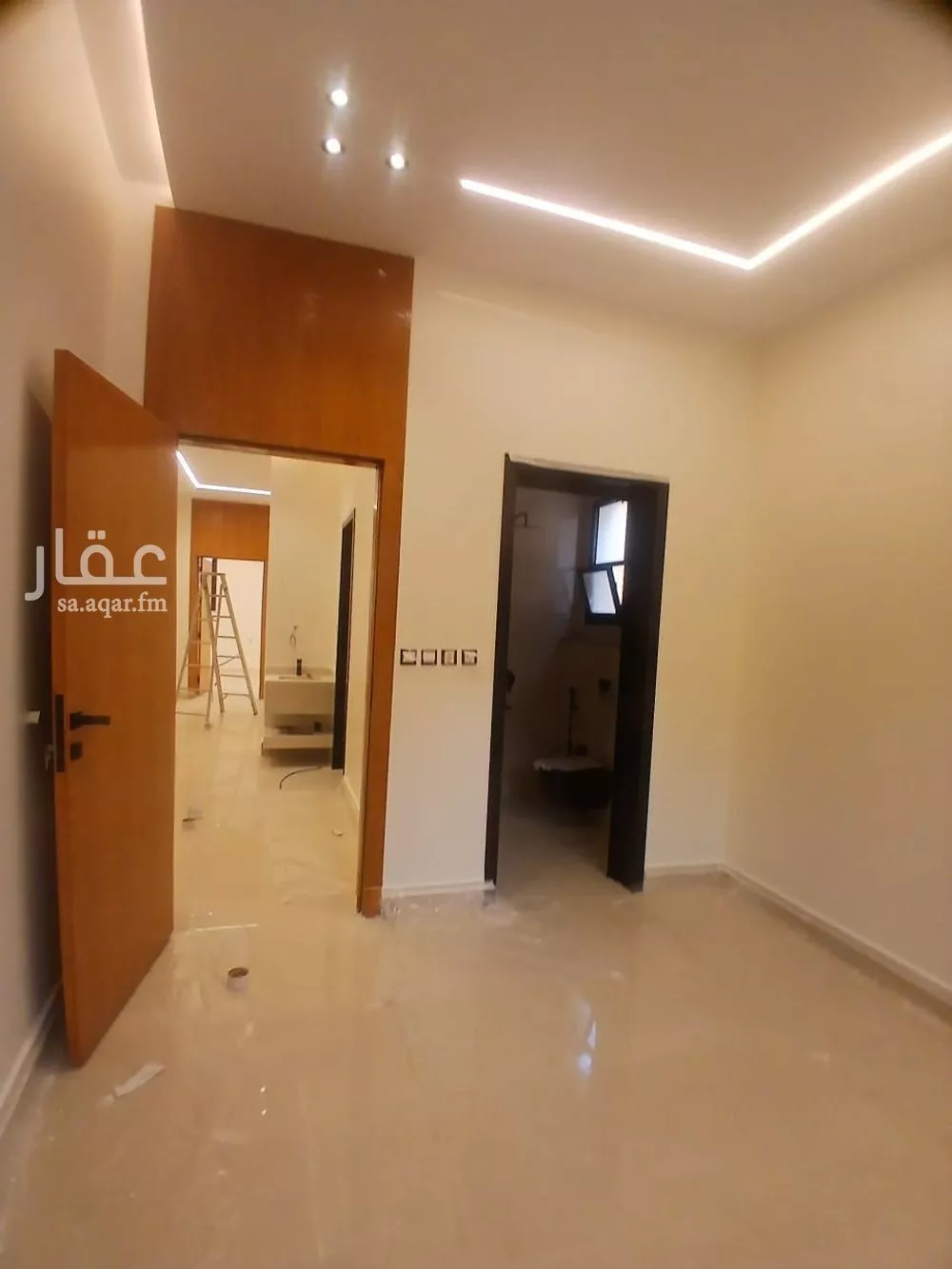 5 bedroom villa in Al Uraija Al Gharbiyah 4