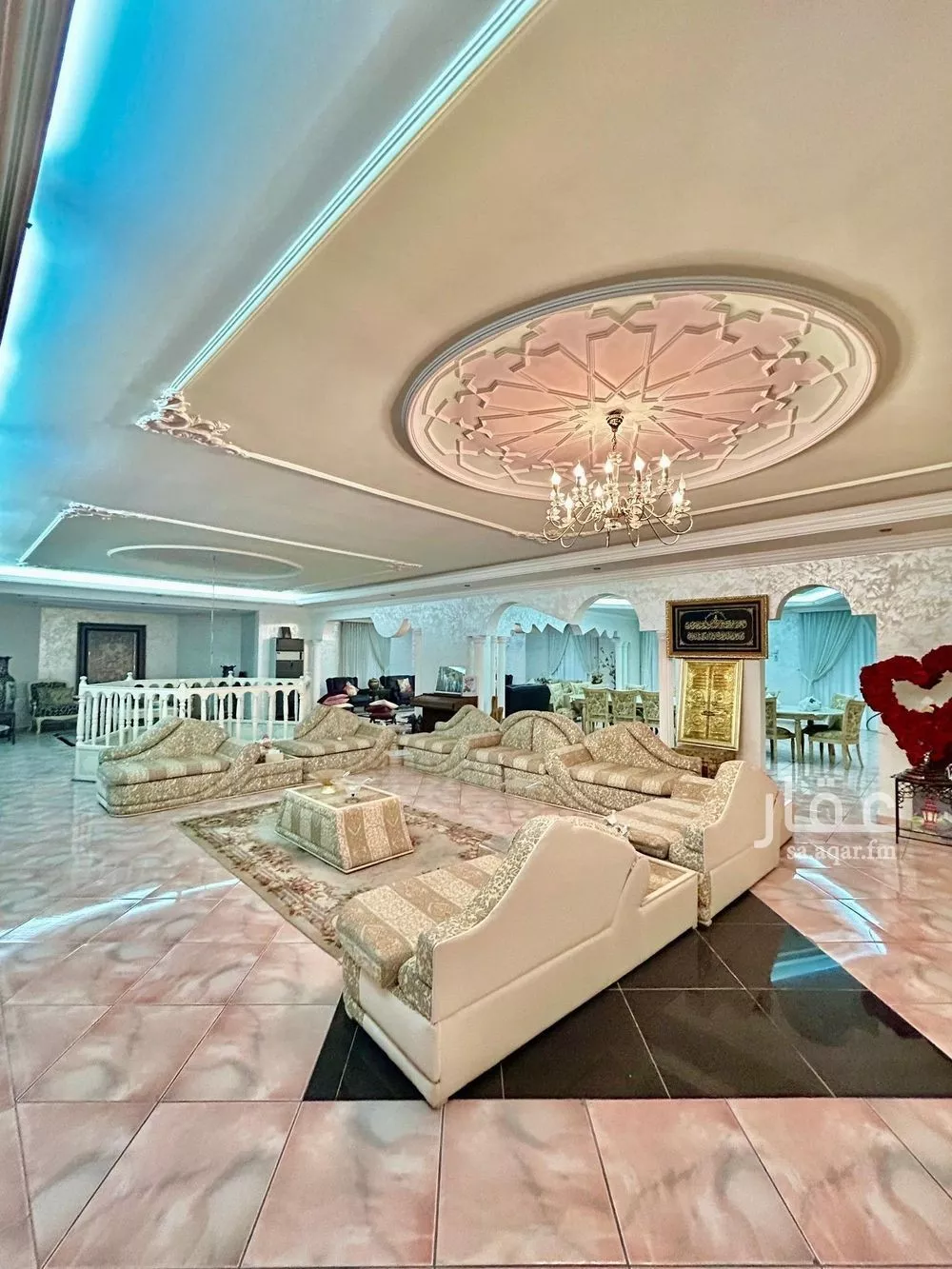 772 sqm building in Al Zahra 9