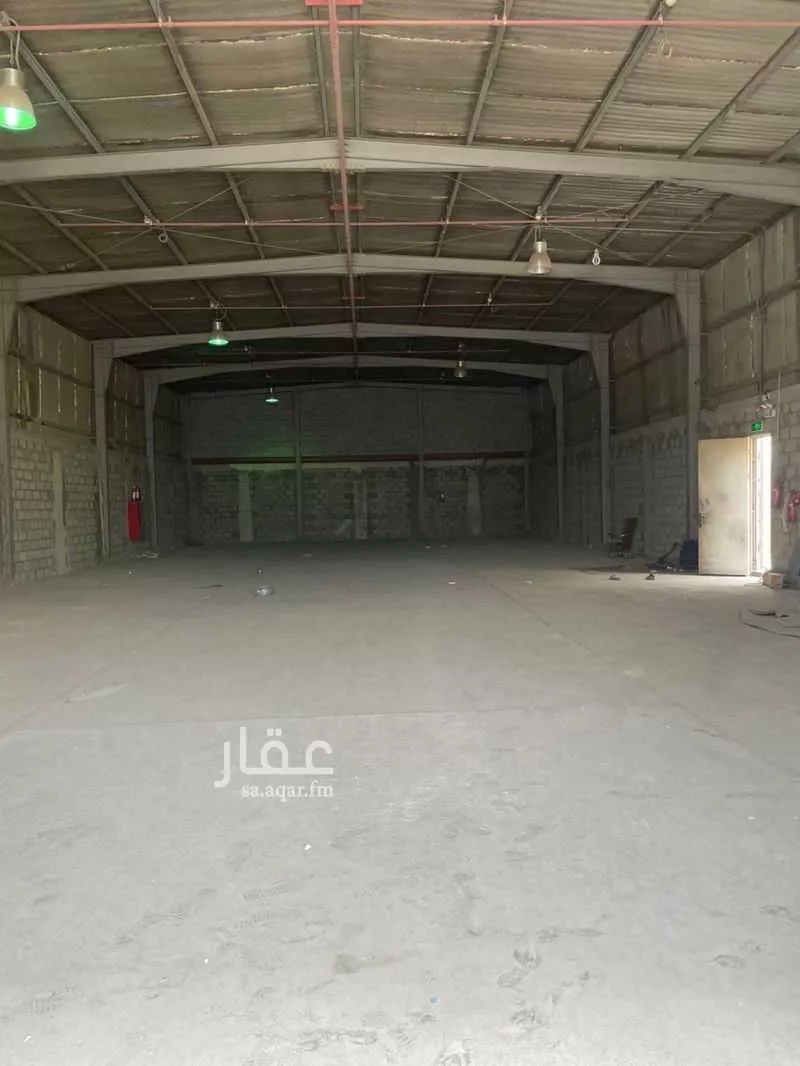 1000 sqm warehouse in Second Industrial City 3