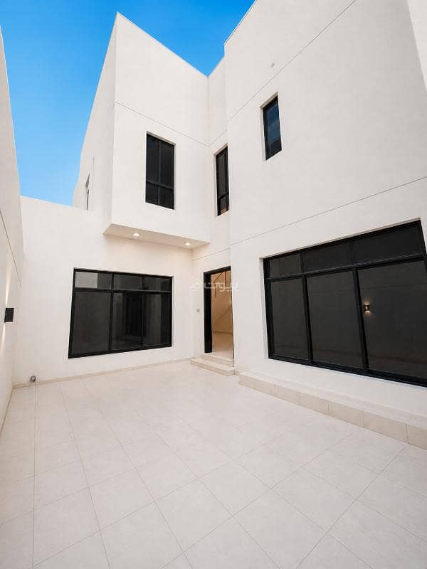 5 bedroom villa in Okaz, Riyadh 5