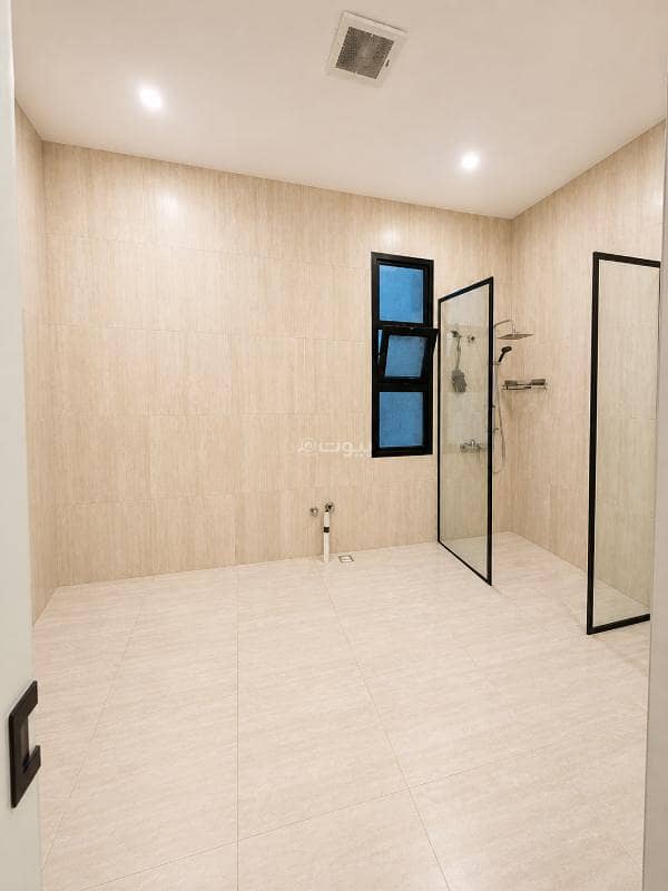 5 bedroom villa in Okaz, Riyadh 24