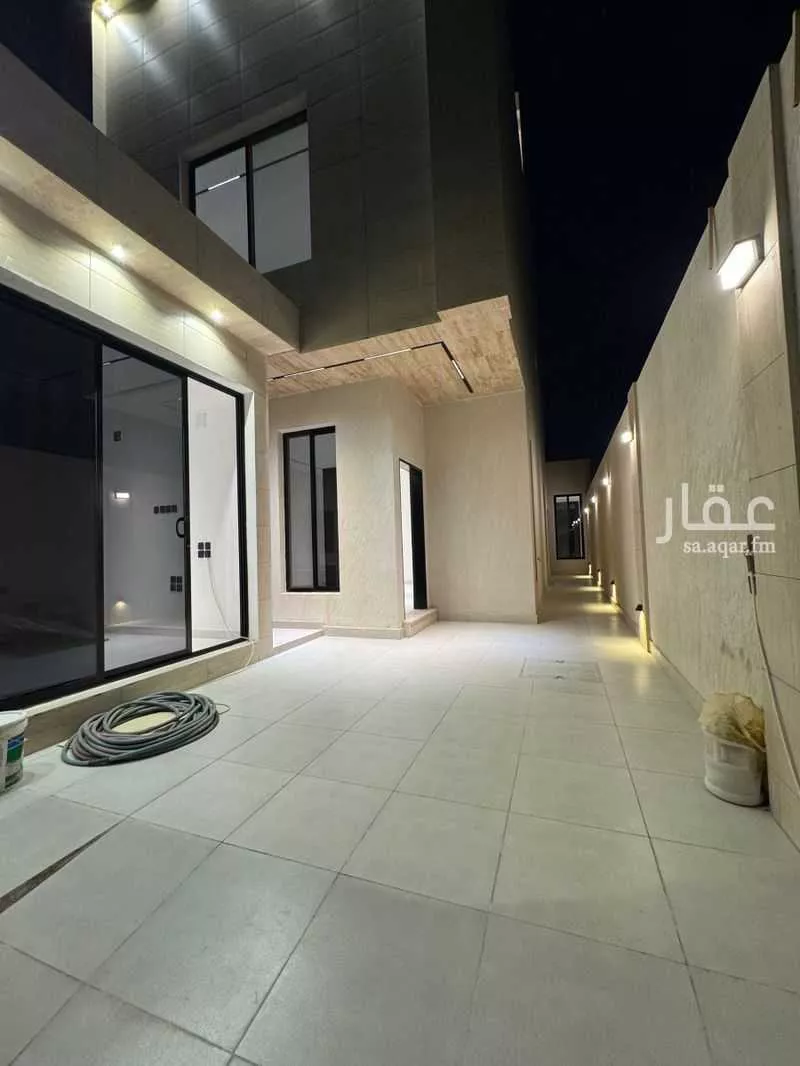 5 bedroom villa in Dahiat Namar 3