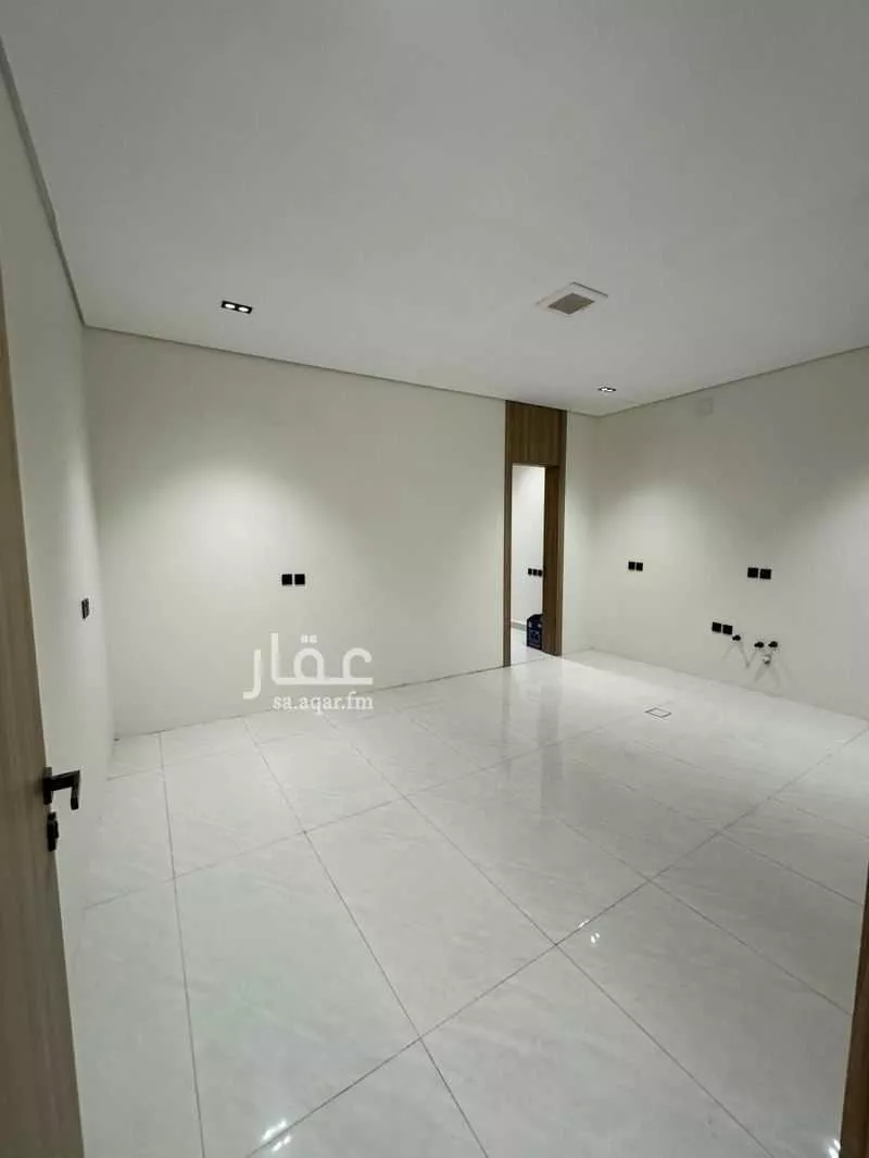 5 bedroom villa in Dahiat Namar 9