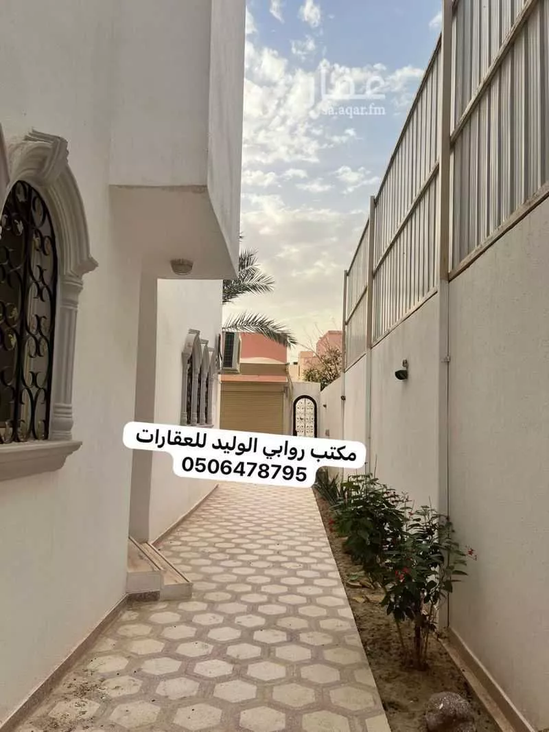 فيلا 9 غرف في الروابي 16