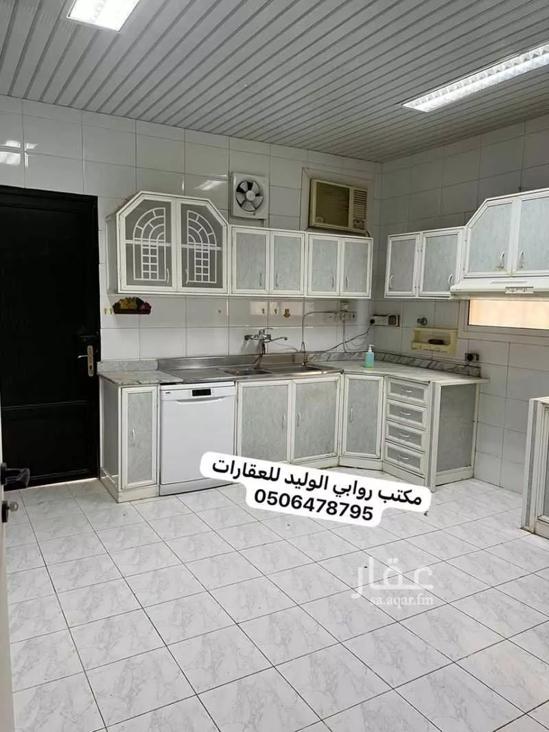 فيلا 9 غرف في الروابي 21
