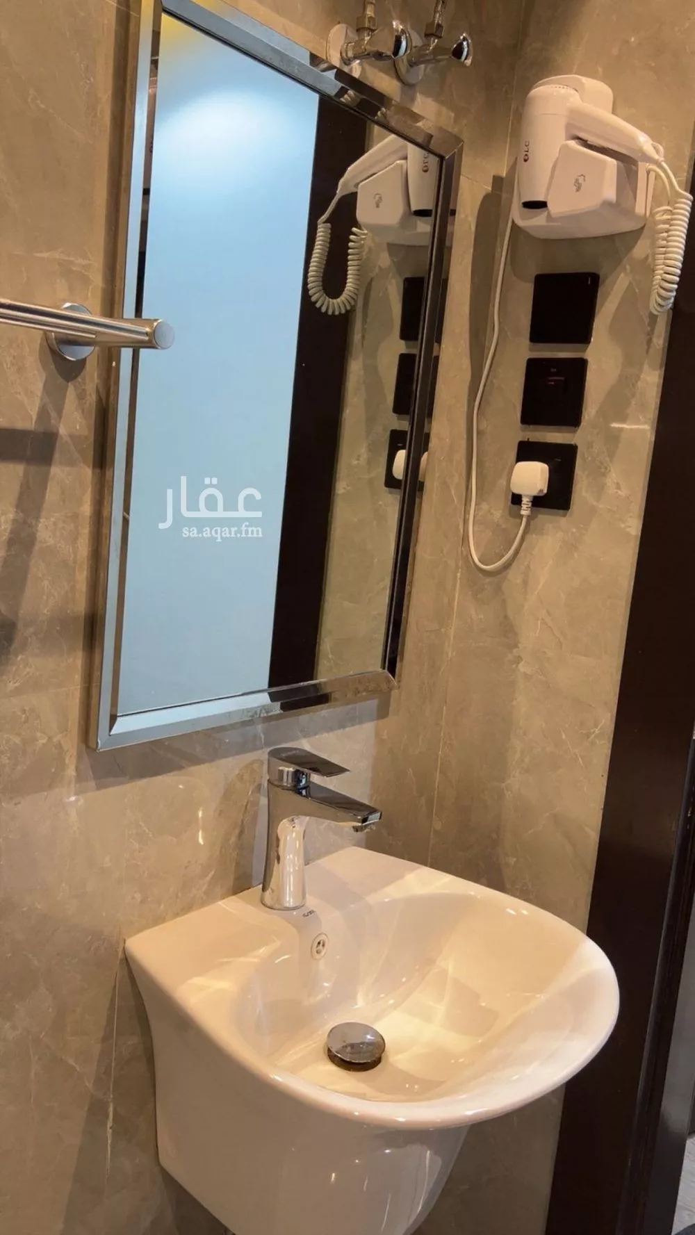 1 bedroom floor in Al Rimal 6