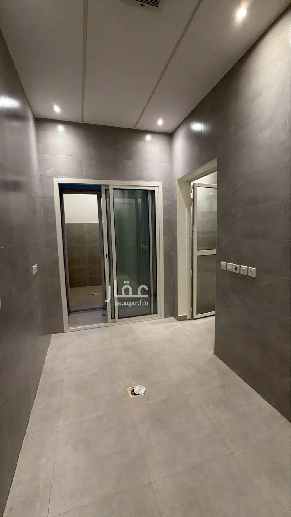 5 bedroom villa in Al Aridh 8