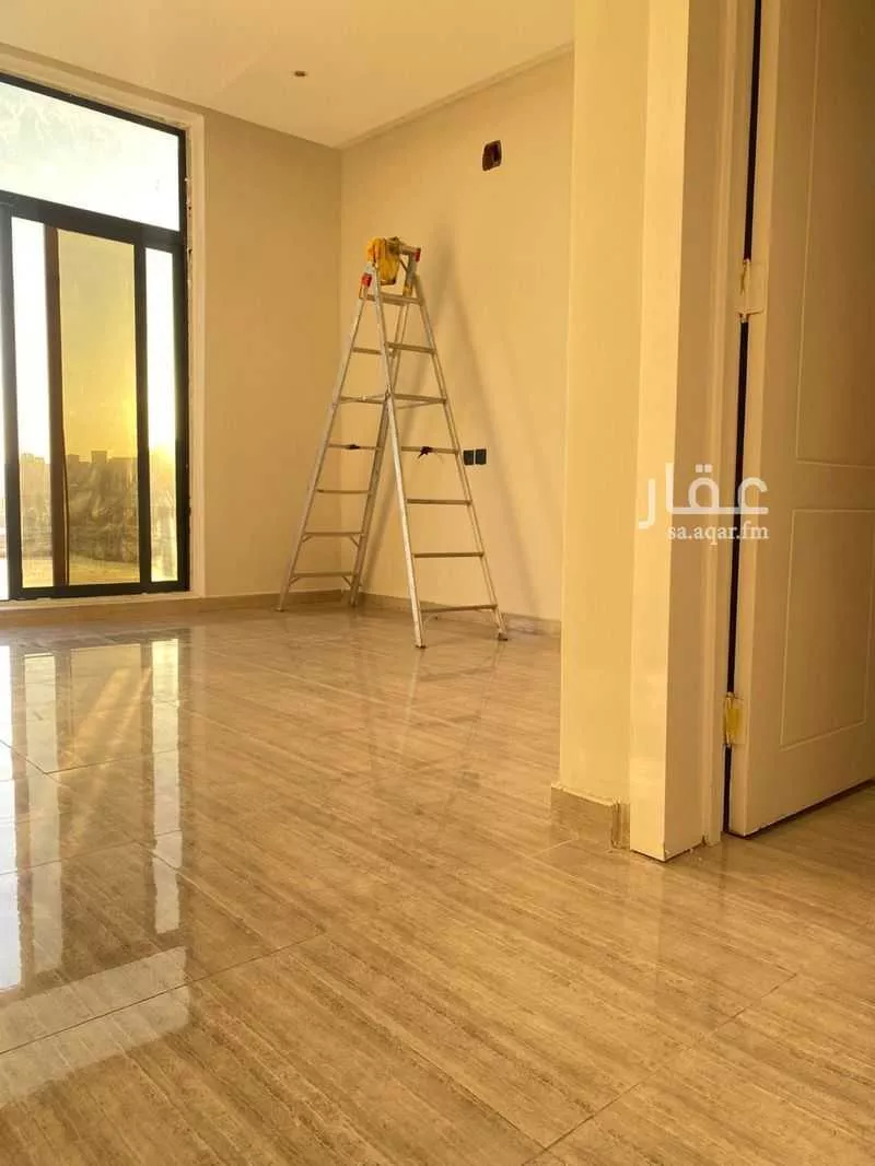 5 bedroom villa in Al Janadriyah 16