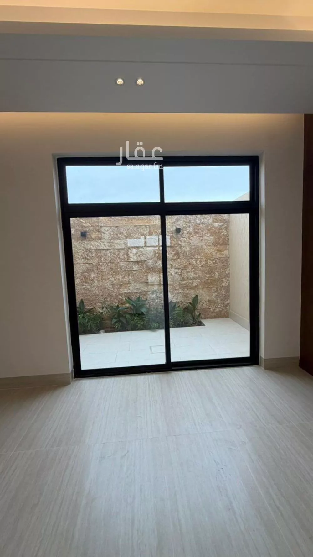 فيلا 6 غرف في المهدية 12