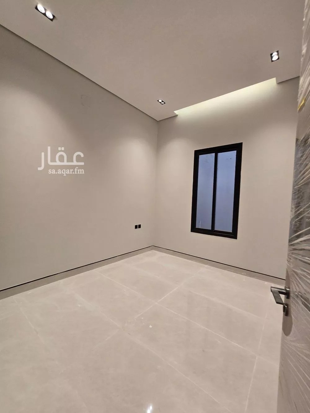 6 bedroom villa in Al Janadriyah 20