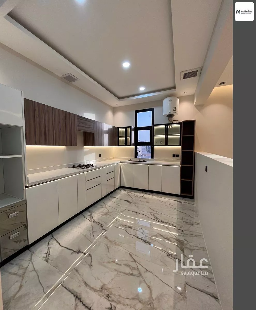 3 bedroom floor in Al Aridh 4
