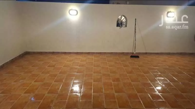 3 bedroom apartment in Al Ajawid 2