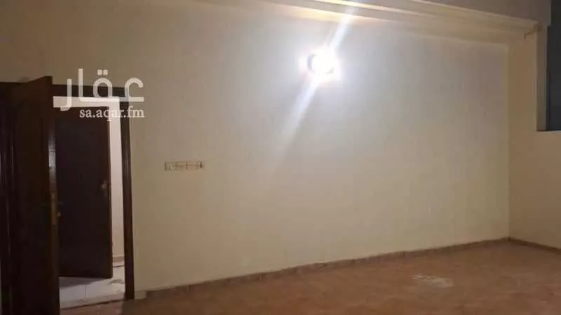 3 bedroom apartment in Al Ajawid 4
