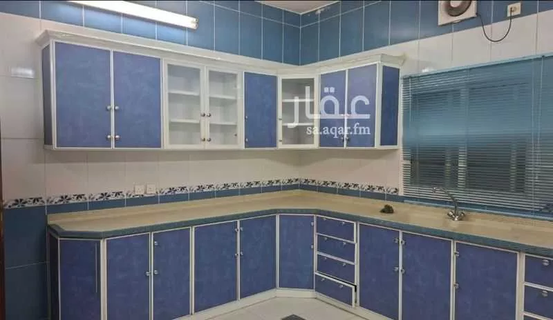 3 bedroom apartment in Al Ajawid 7