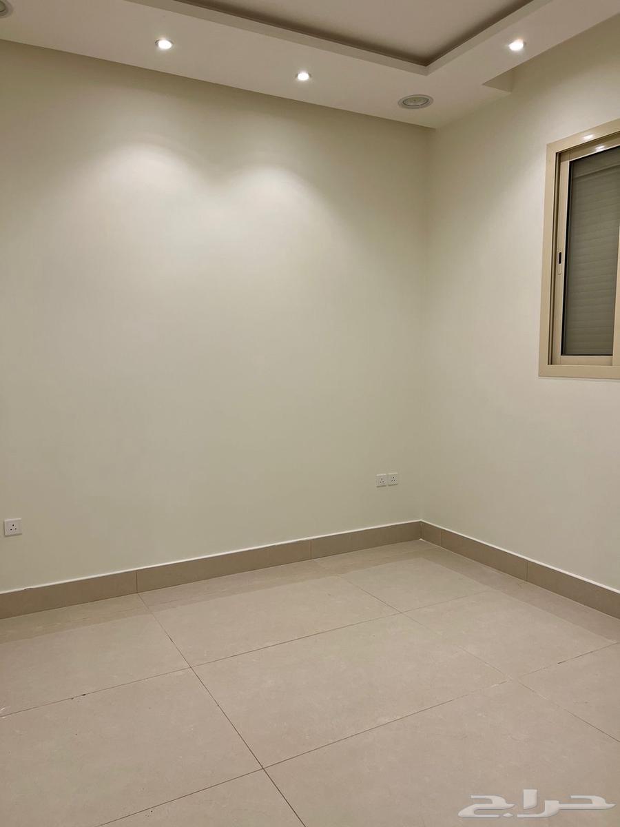 7 bedroom villa in Al Yasmin 4