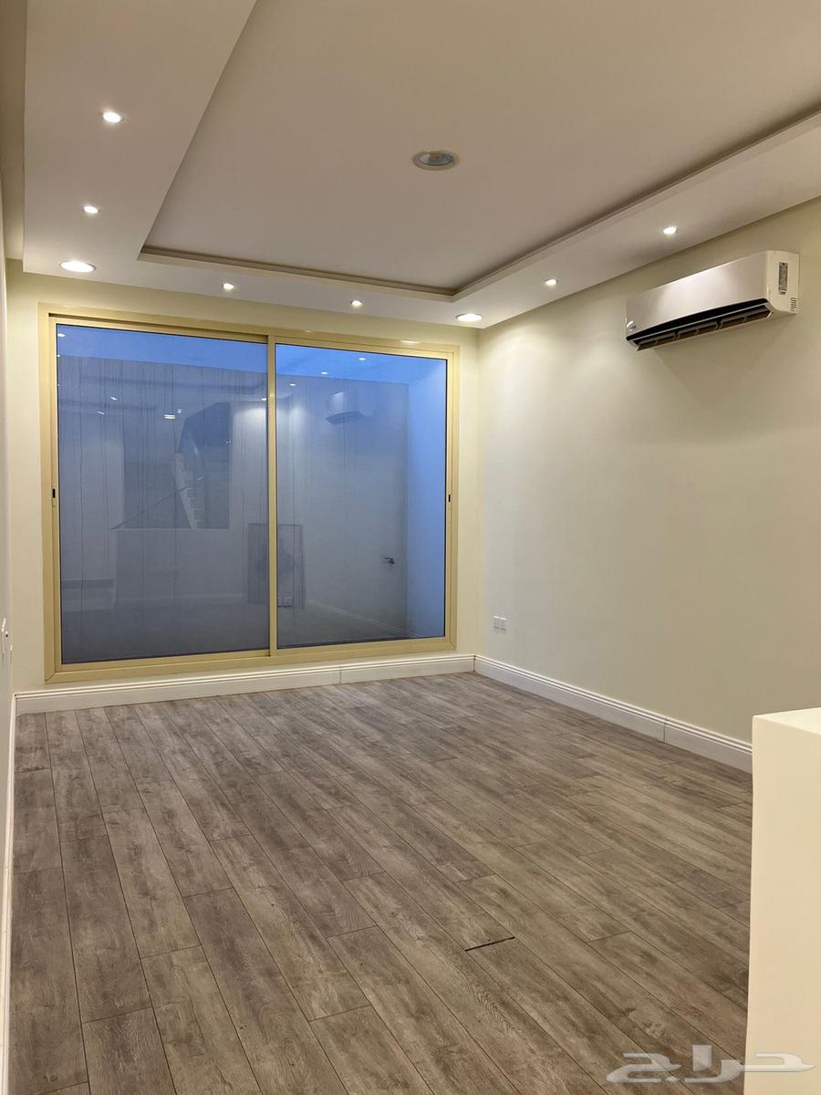 7 bedroom villa in Al Yasmin 8
