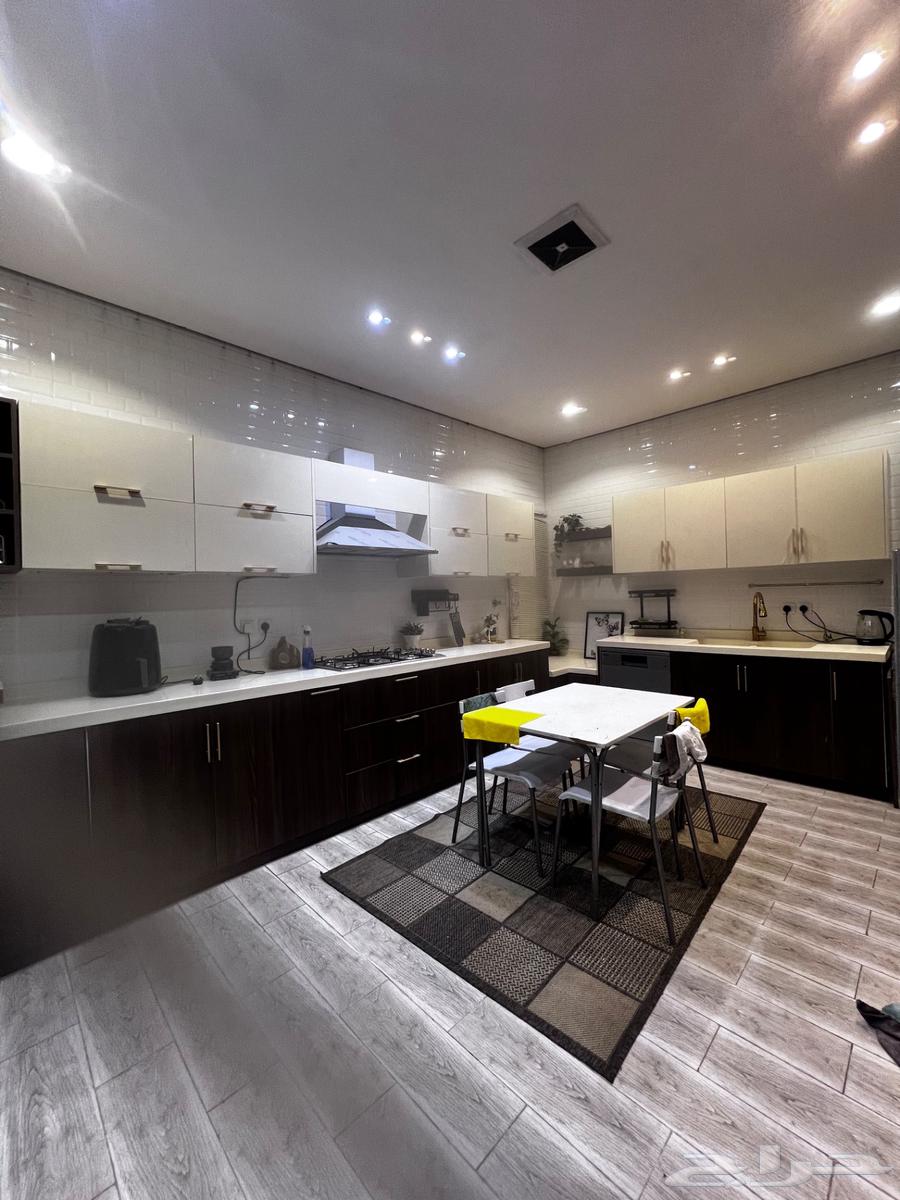 8 bedroom villa in Al Yarmouk 12