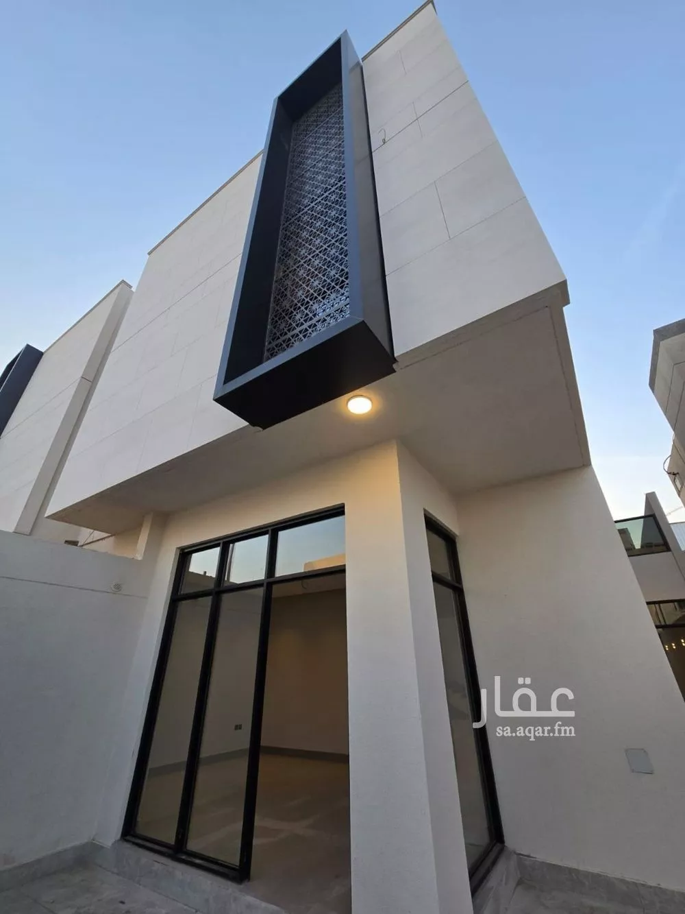 4 bedroom villa in Al Khaleej 10