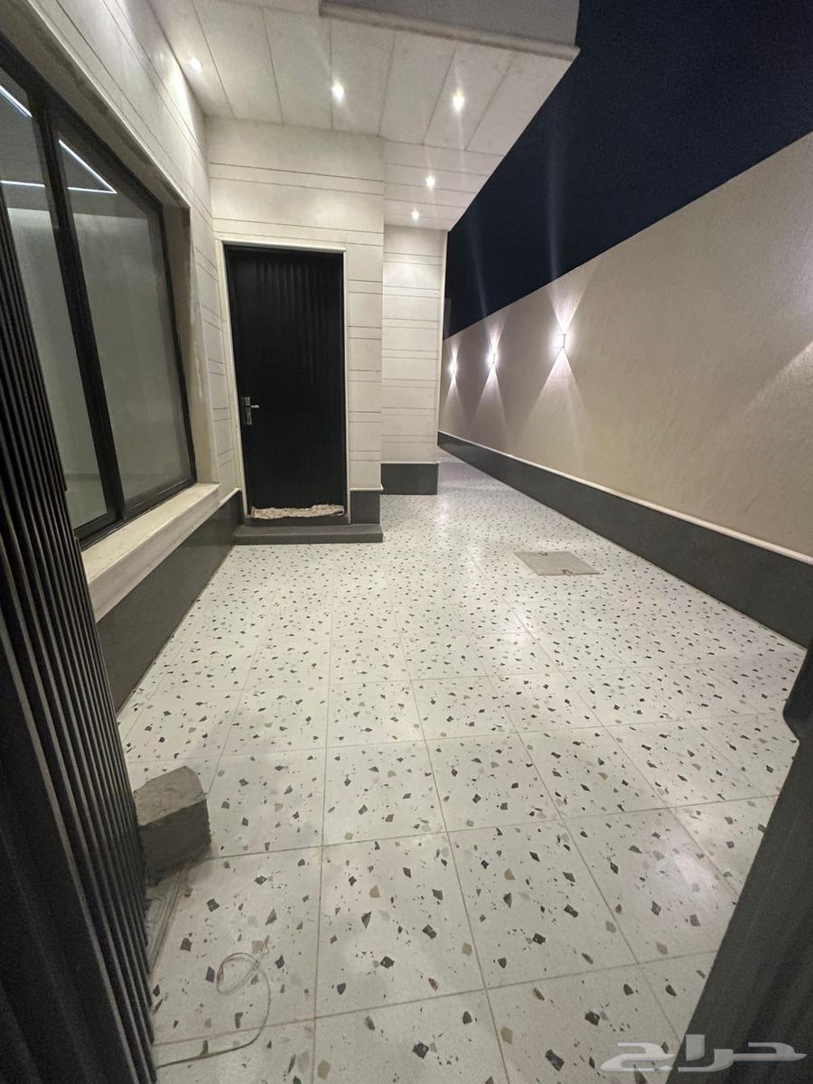 6 bedroom villa in Al Janadriyah 2