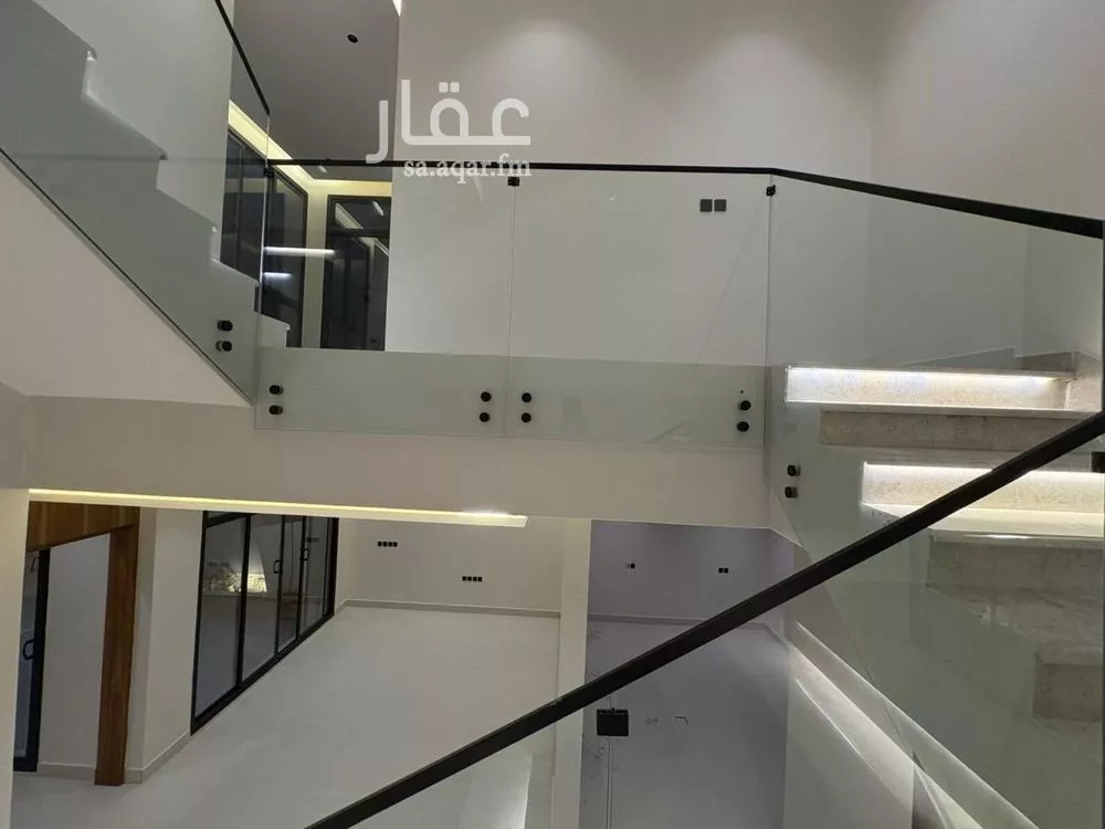 5 bedroom villa in Al Mahdiyyah 10