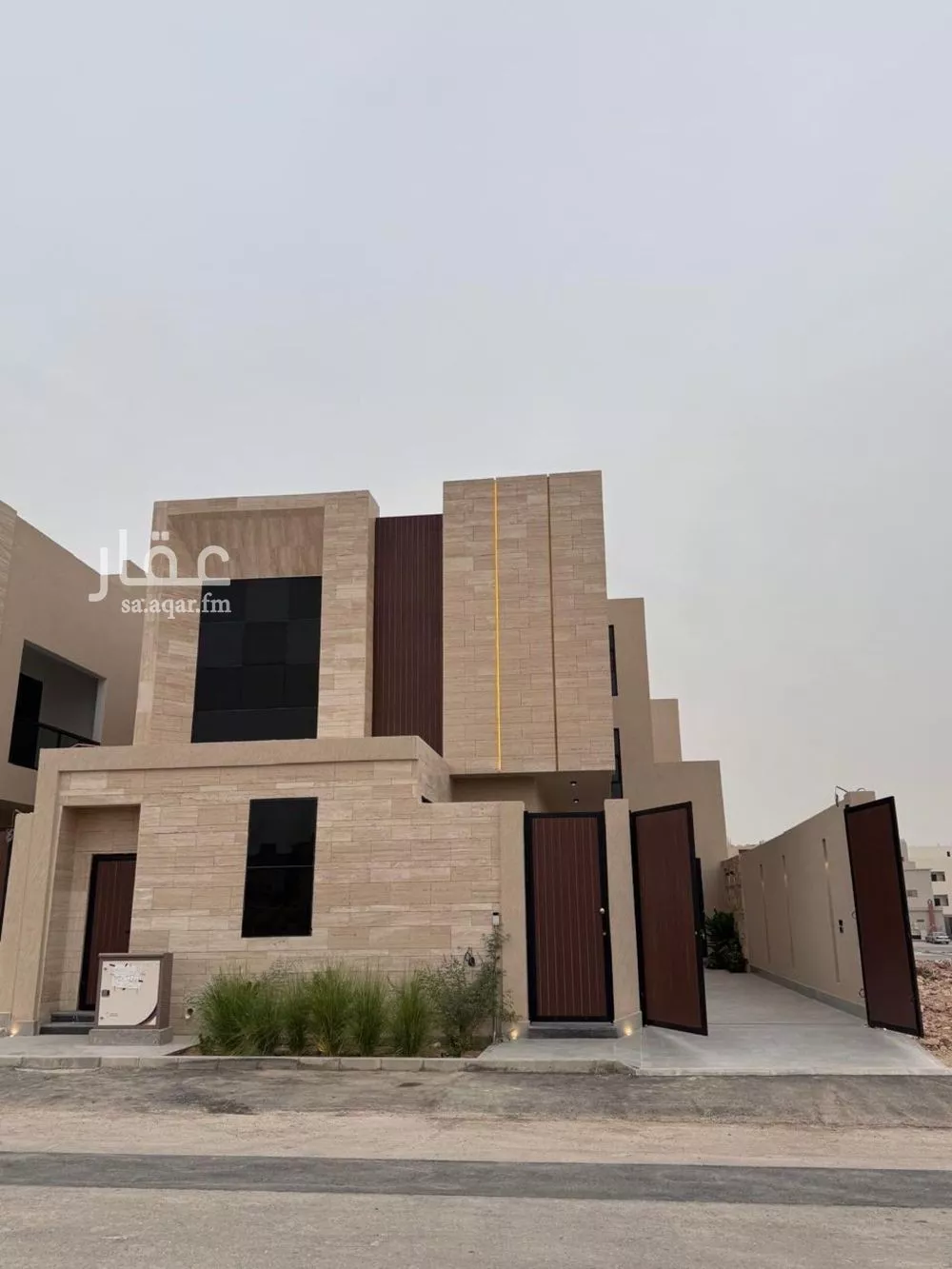 6 bedroom villa in Al Mahdiyyah 3