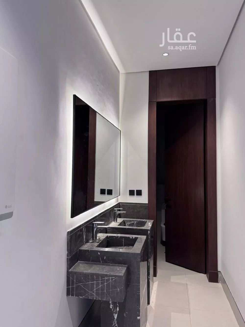 6 bedroom villa in Al Mahdiyyah 4