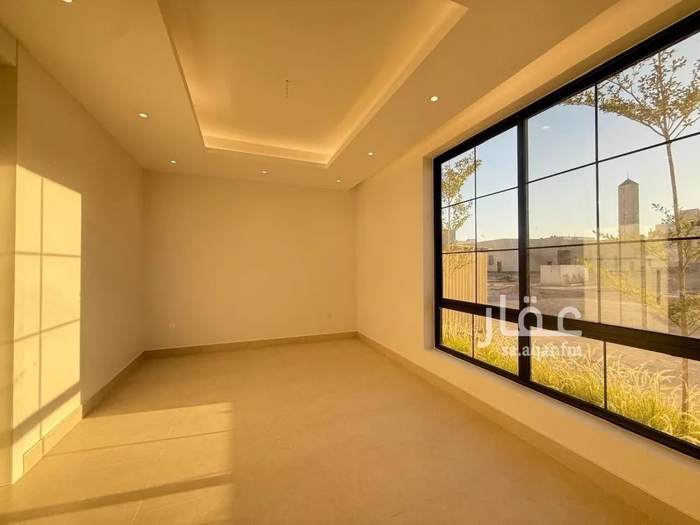 5 bedroom villa in Al Mahdiyyah 3