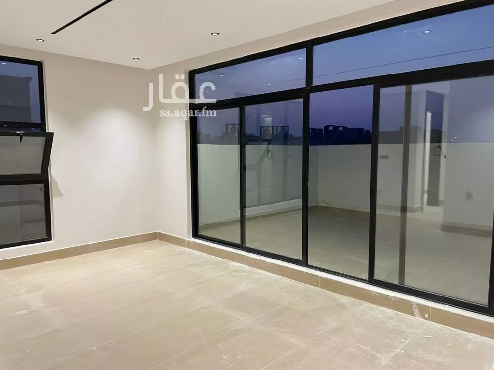4 bedroom villa in Al Mahdiyyah 17