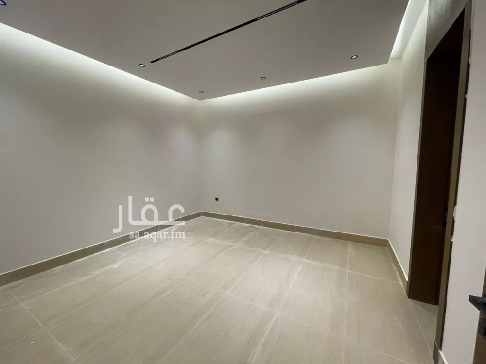 4 bedroom villa in Al Mahdiyyah 22