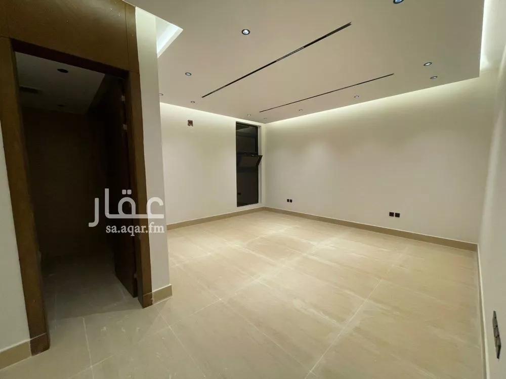 4 bedroom villa in Al Mahdiyyah 23