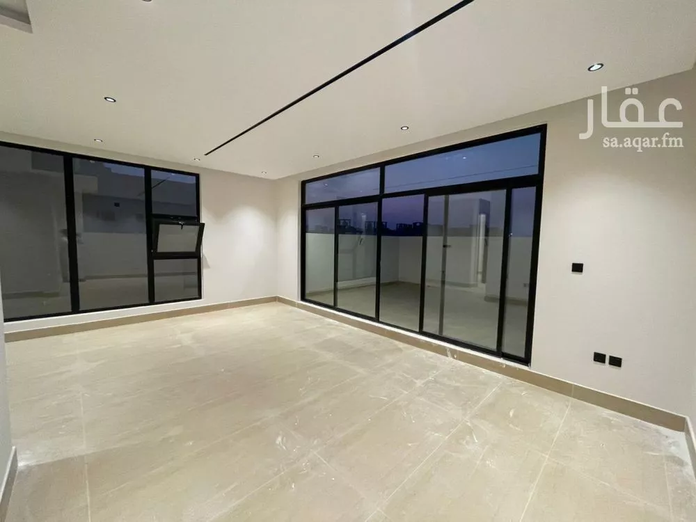 4 bedroom villa in Al Mahdiyyah 26
