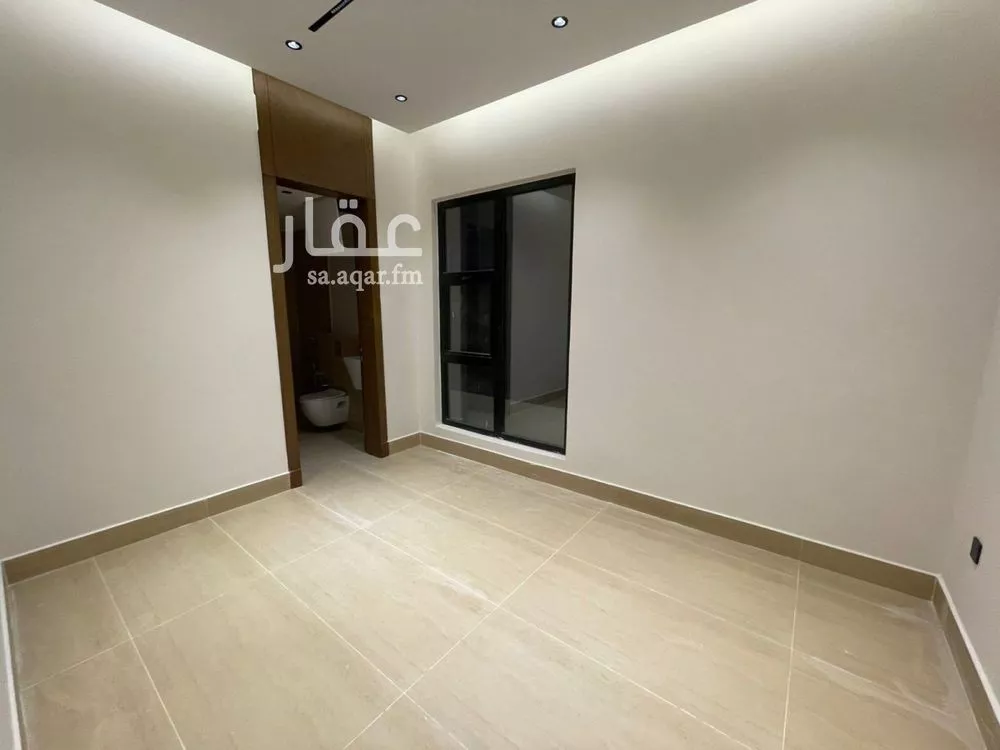 4 bedroom villa in Al Mahdiyyah 27