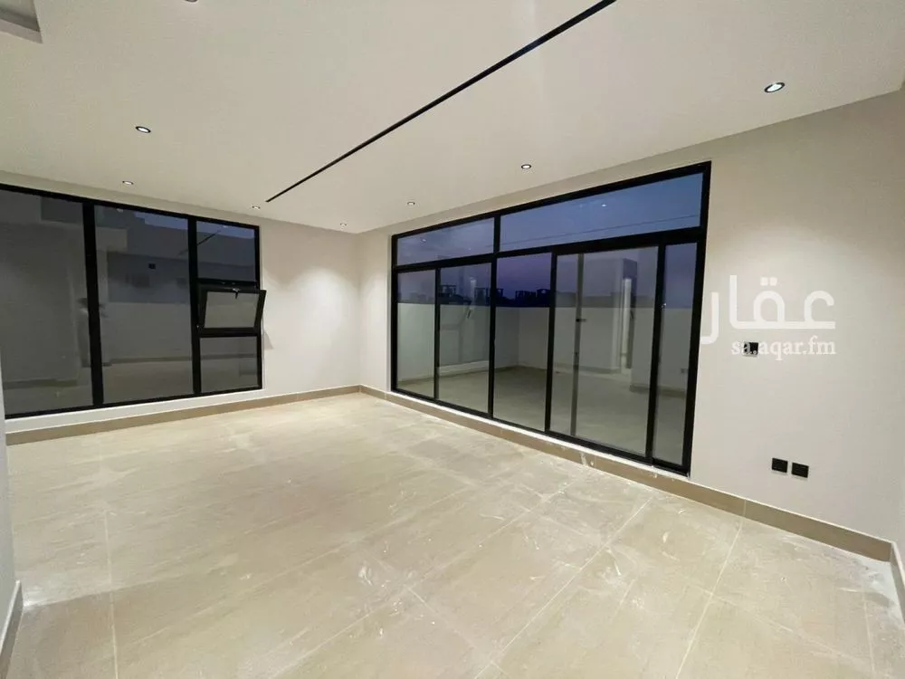 4 bedroom villa in Al Mahdiyyah 10