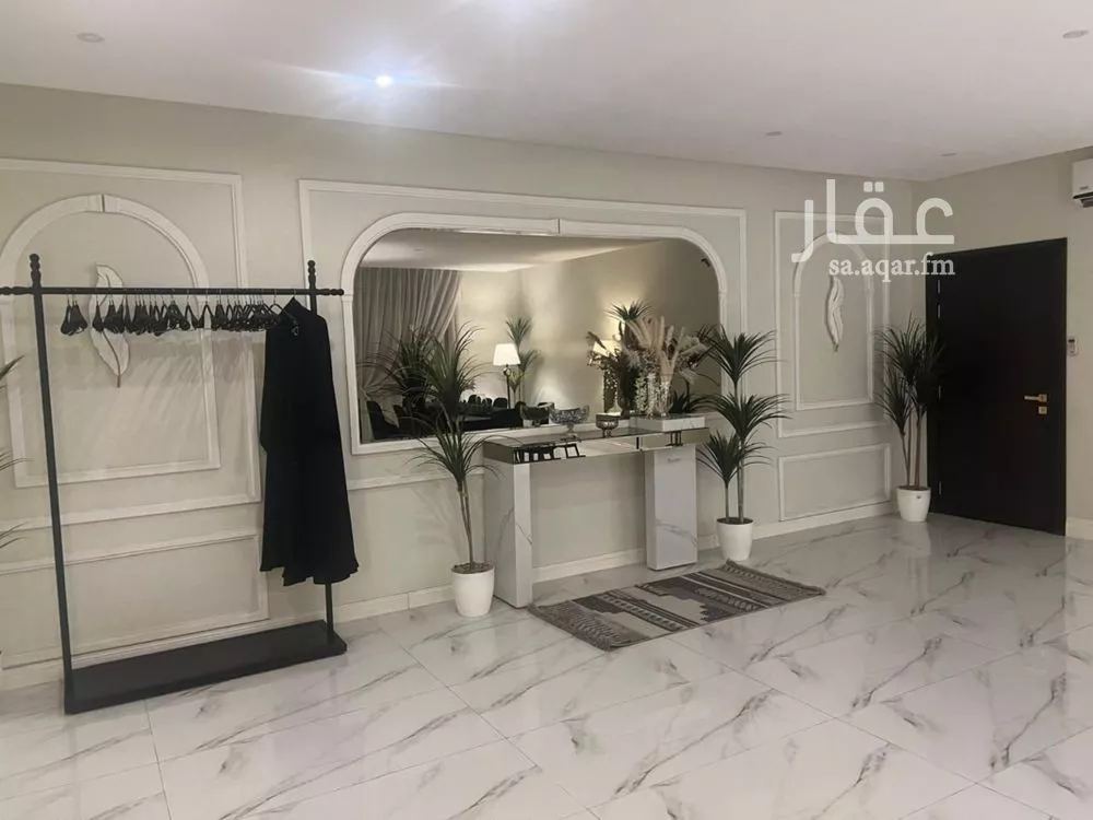5 bedroom villa in Al Rawdah 2
