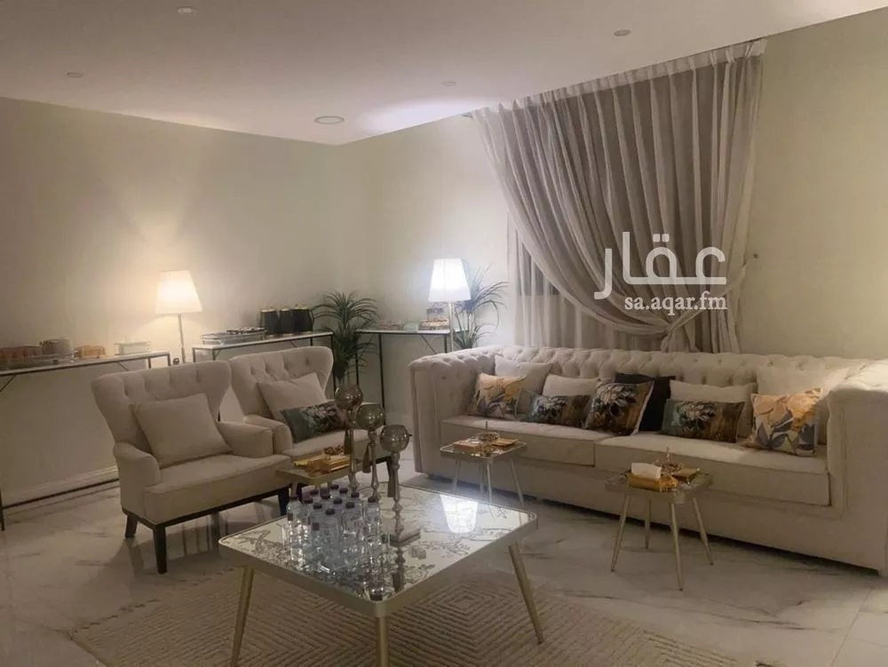 6 bedroom villa in Al Rawdah 16