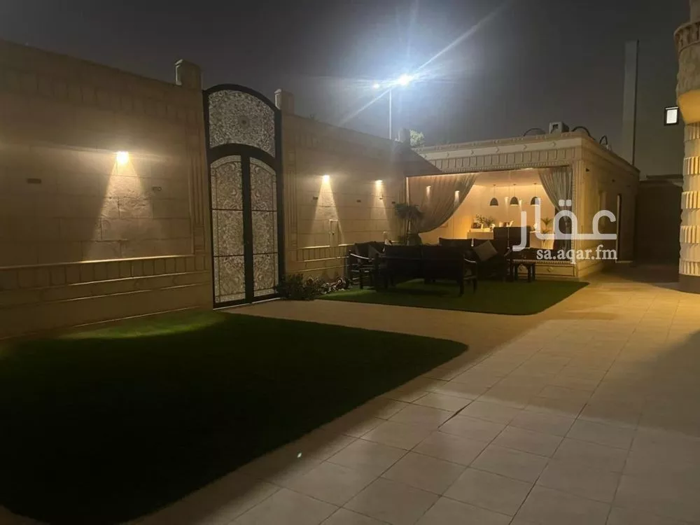 6 bedroom villa in Al Rawdah 7
