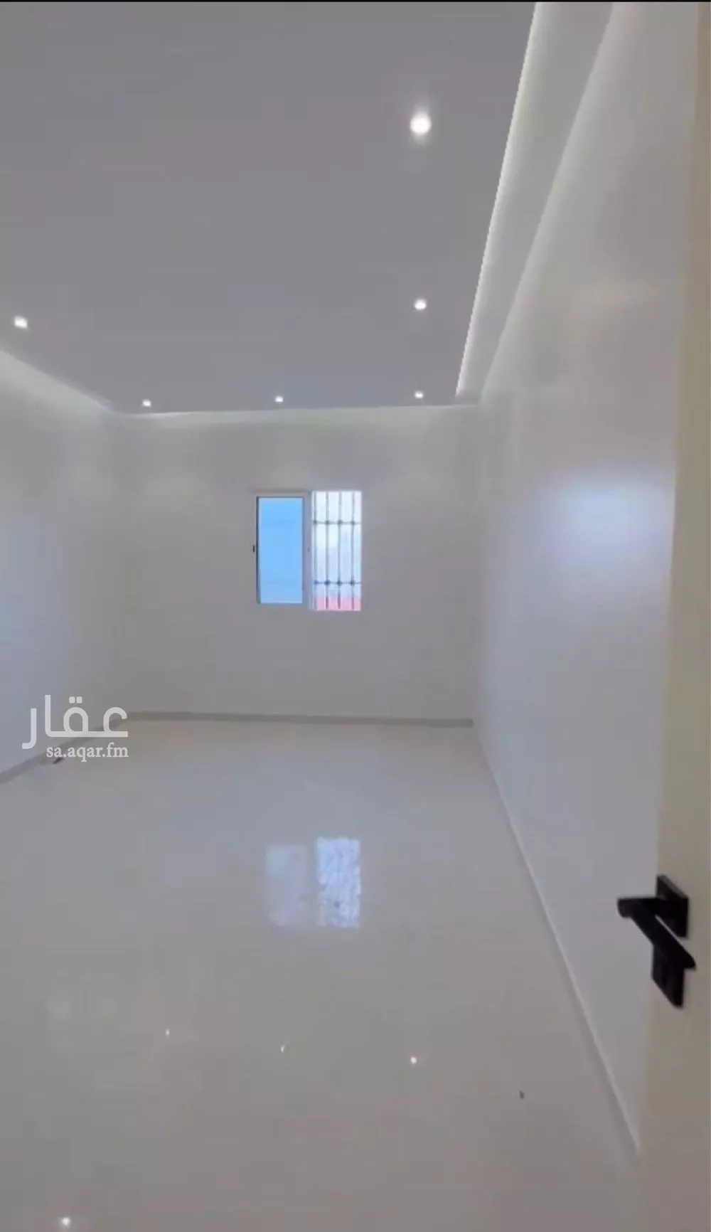 فيلا 8 غرف في الرمال 11
