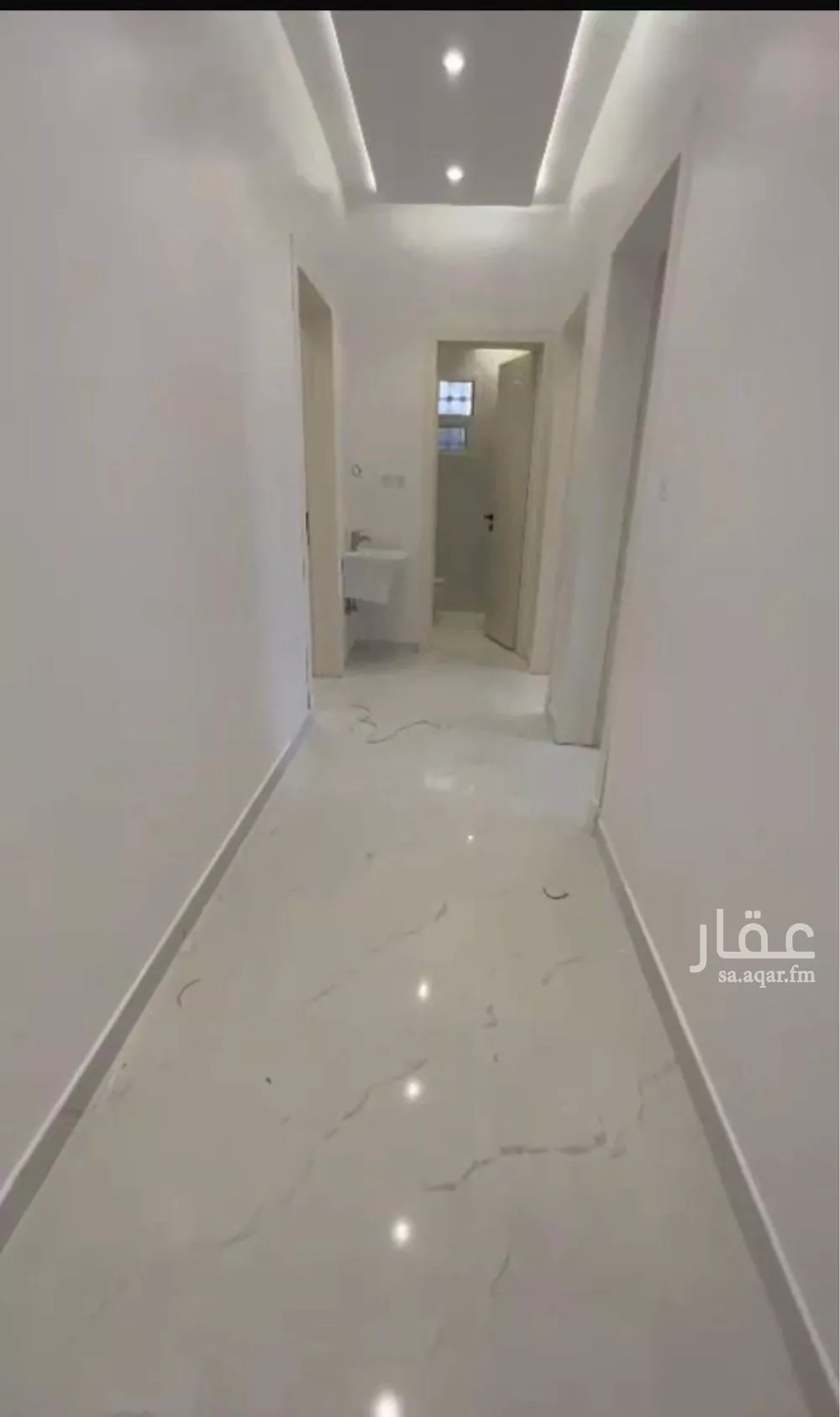 فيلا 8 غرف في الرمال 20