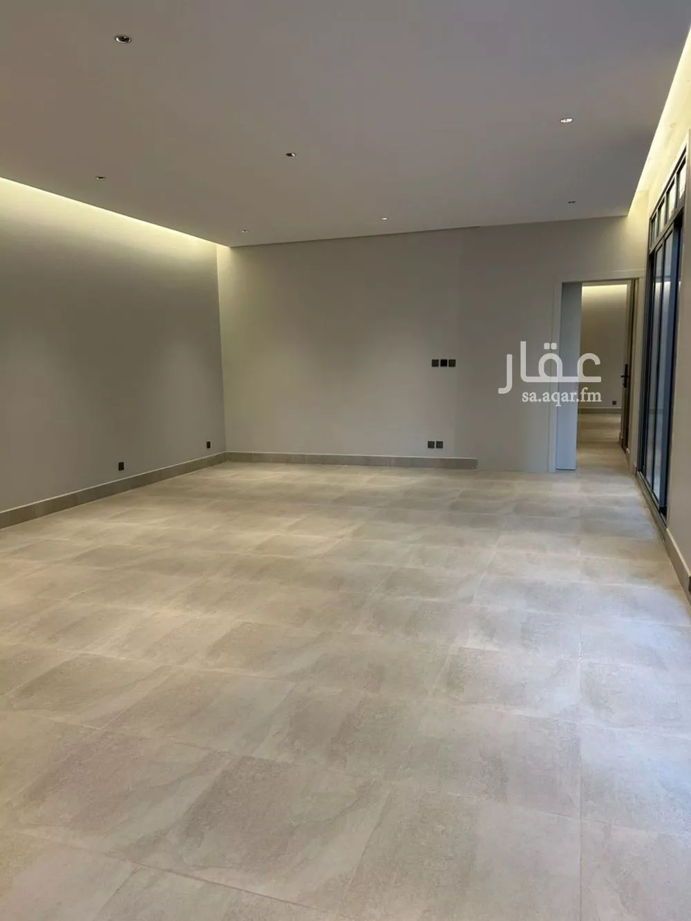 فيلا 5 غرف في النرجس 13