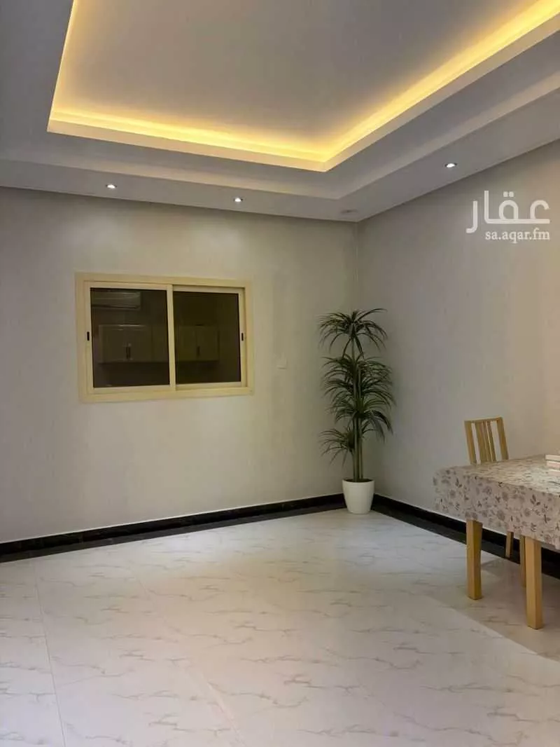 3 bedroom floor in Al Aridh 4