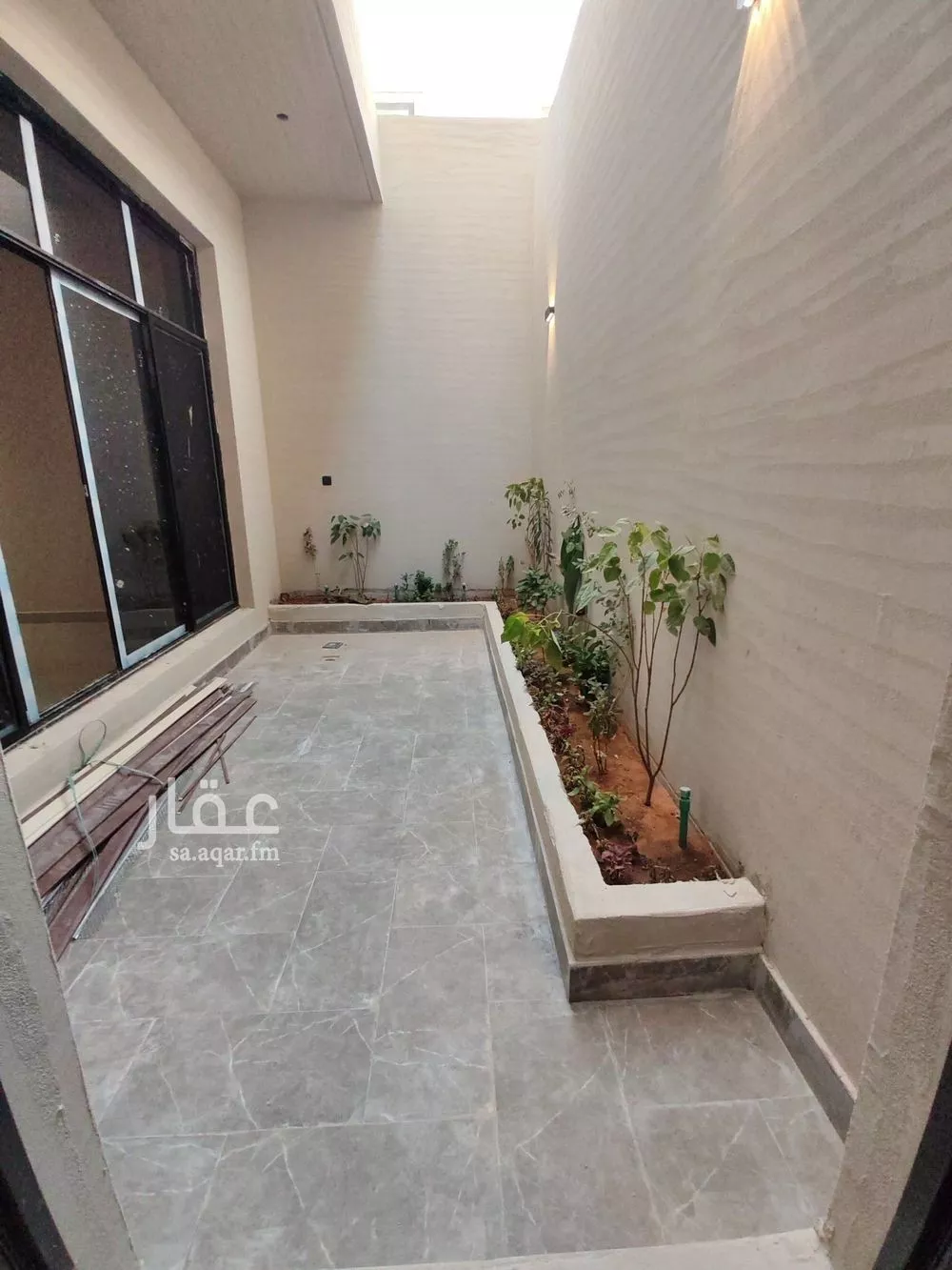 فيلا 5 غرف في اليرموك 3