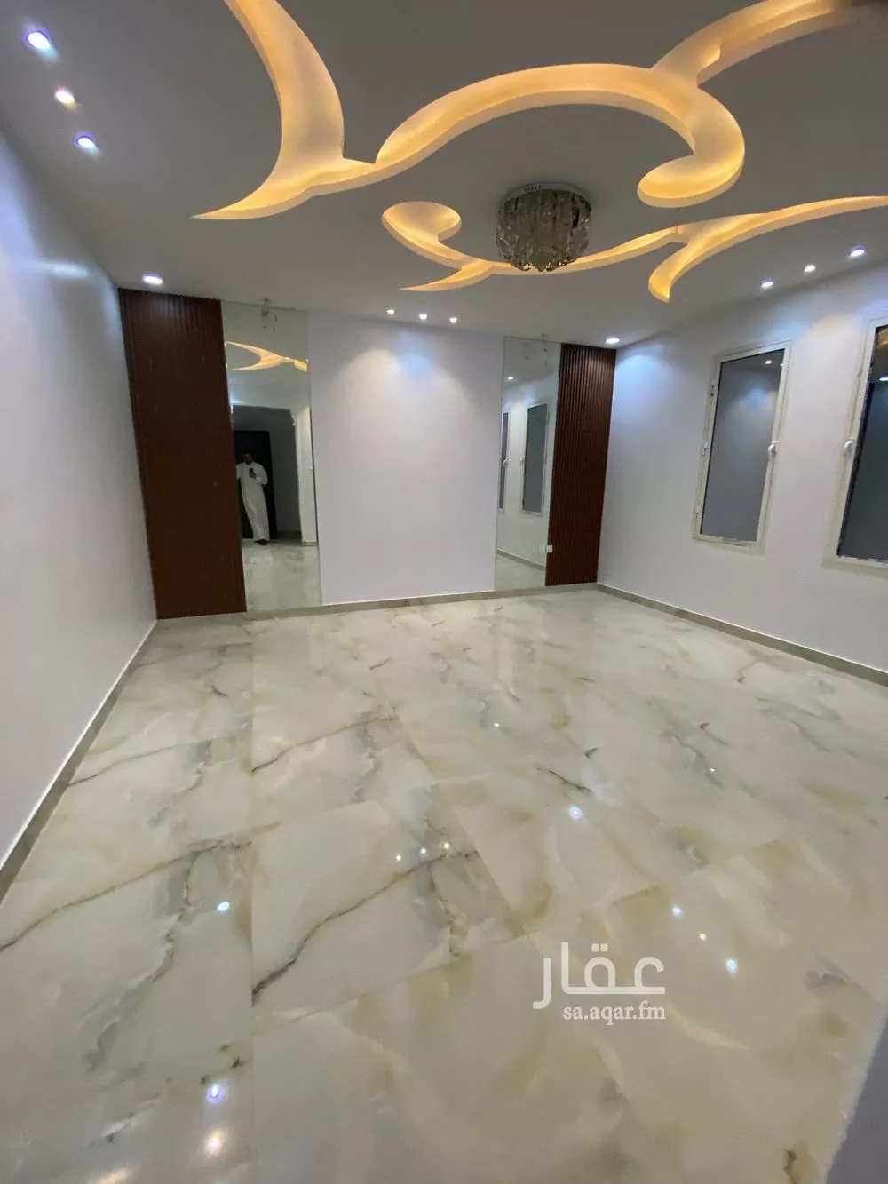 فيلا 5 غرف في الرمال 2