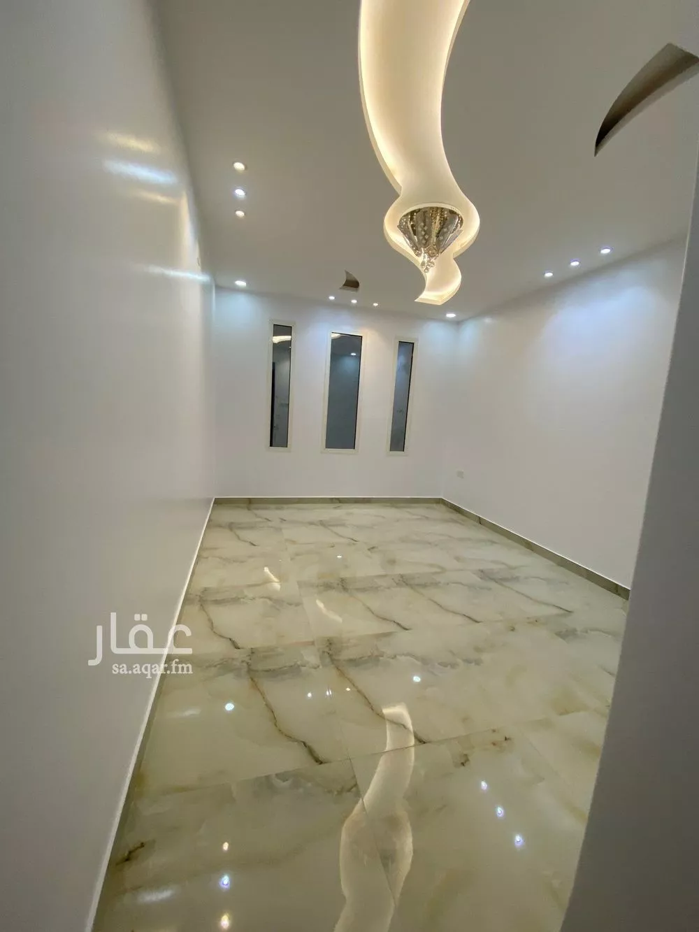 فيلا 5 غرف في الرمال 25