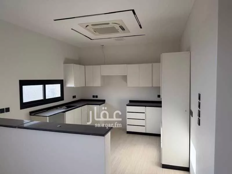 فيلا 3 غرف في العارض 17