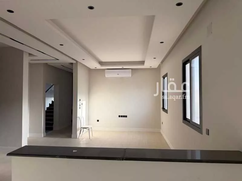 فيلا 3 غرف في العارض 8