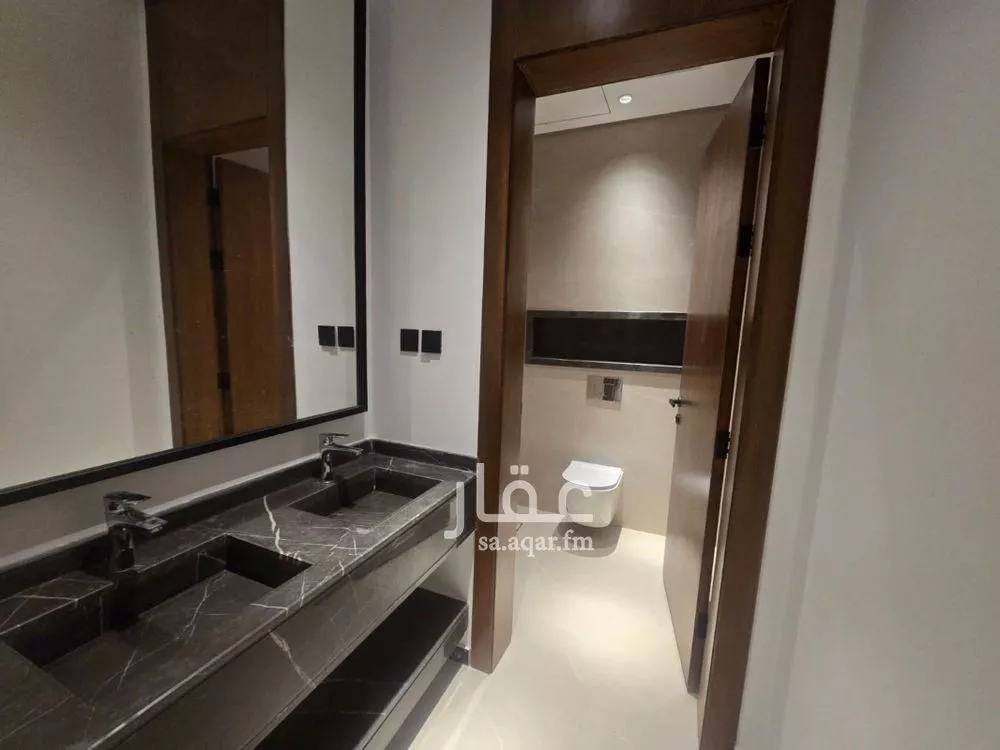 6 bedroom villa in Al Aridh 5