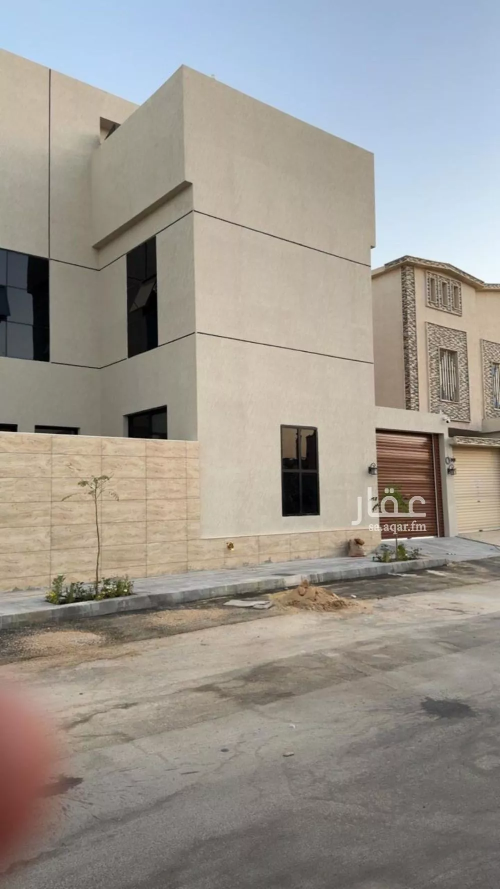 4 bedroom villa in Dhahrat Laban 7
